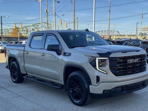 Used 2022 GMC Sierra 1500 Elevation w/ LPO, Elevation Black Package image 7