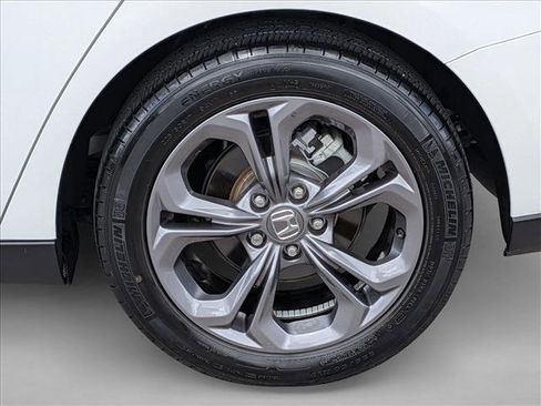Certified 2023 Honda Accord EX image 22