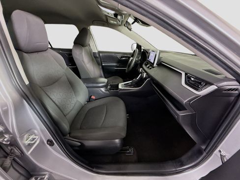 Used 2023 Toyota RAV4 XLE FWD image 29