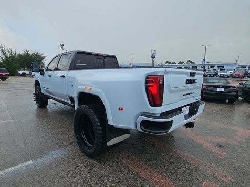 Used 2026 GMC Sierra 3500 Denali Ultimate AWD/4WD image 5