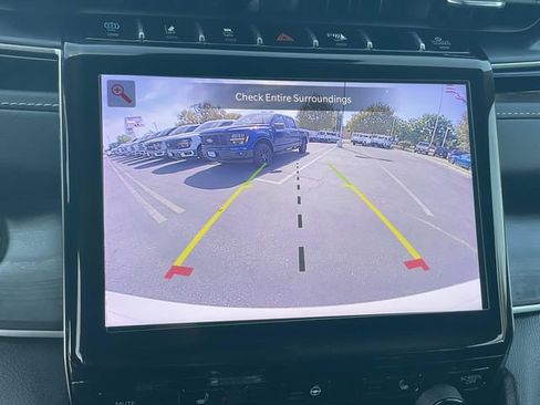 Used 2023 Jeep Grand Cherokee 4WD 4xe image 13