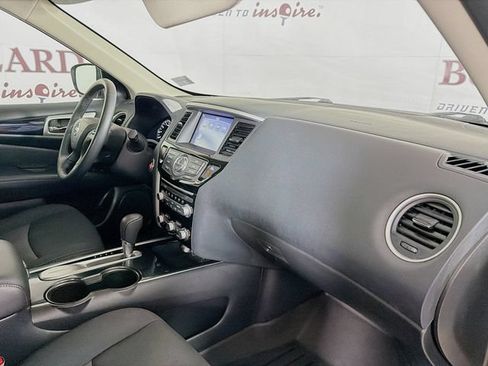 Used 2020 Nissan Pathfinder SV FWD image 34
