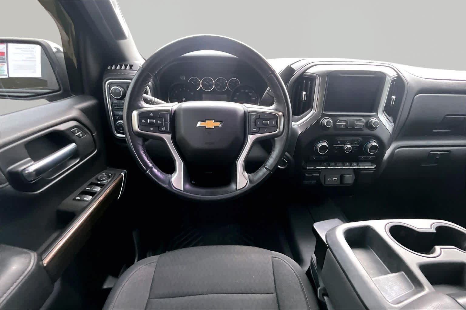 Used 2021 Chevrolet Silverado 1500 LT w/ Z71 Off-Road Package AWD/4WD image 11