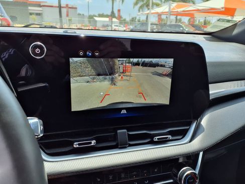 Used 2025 Chevrolet Equinox LT FWD image 23
