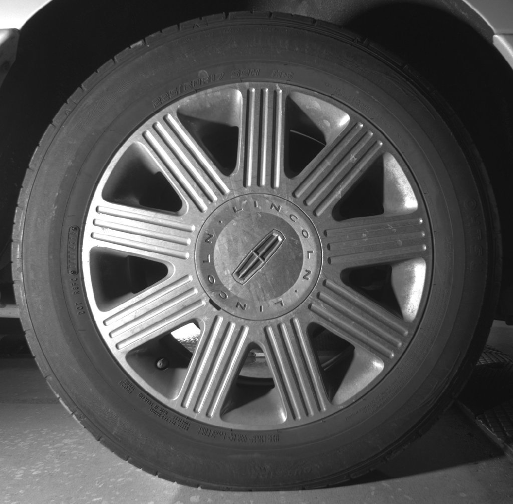 Used 2003 Lincoln Town Car Cartier RWD image 25