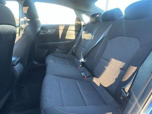 Used 2021 Kia Forte LXS image 28