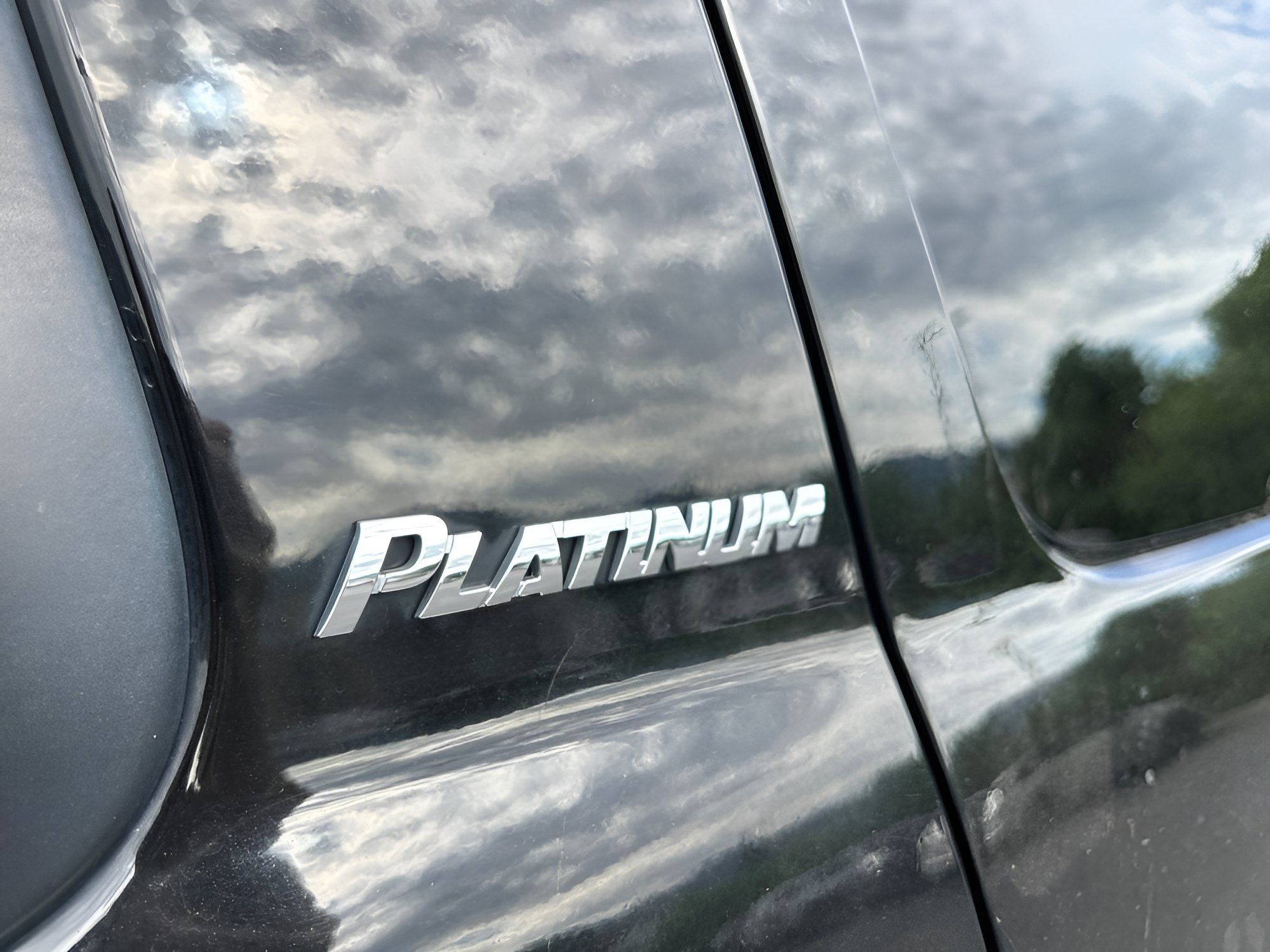 Used 2014 Toyota Sequoia Platinum AWD/4WD image 14