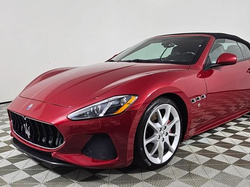 Used 2018 Maserati GranTurismo Sport image 3