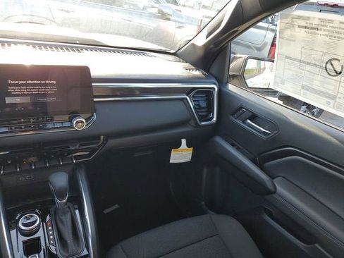 New 2026 GMC Canyon Elevation AWD/4WD image 16