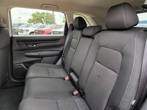 Used 2025 Honda CR-V LX image 11