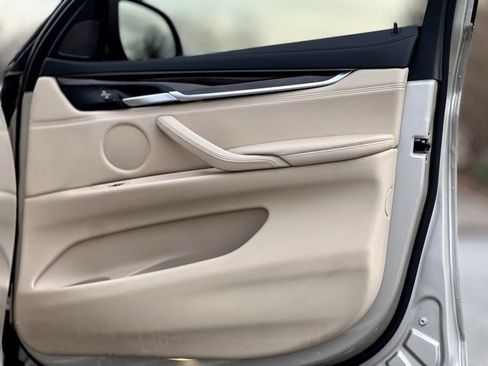 Used 2015 BMW X6 xDrive50i image 23