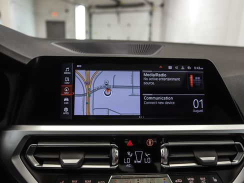 Used 2019 BMW 330i xDrive Sedan AWD/4WD image 15