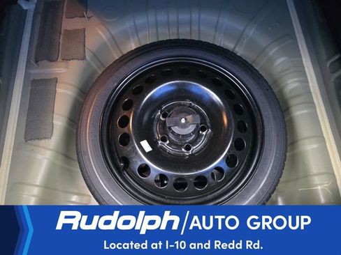 Used 2025 Chevrolet Trax RS w/ Sunroof Package FWD image 25