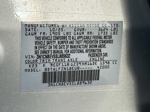 New 2025 Nissan Versa SV w/ Trunk Package image 26