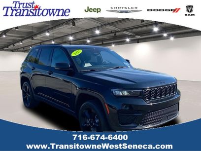 Used 2023 Jeep Grand Cherokee Altitude