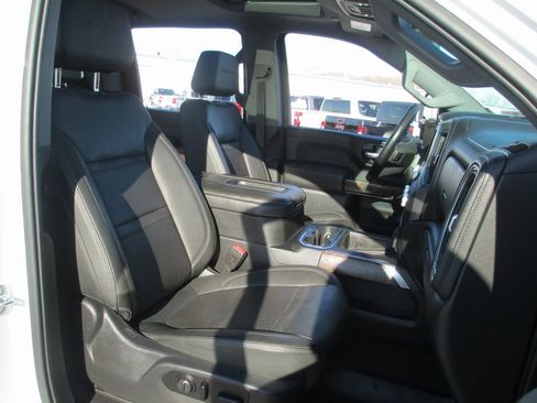 Used 2021 GMC Sierra 2500 Denali w/ Denali Ultimate Package image 23