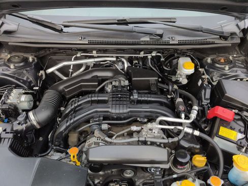 Certified 2023 Subaru Crosstrek 2.0i image 15