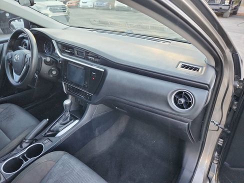 Used 2017 Toyota Corolla LE w/ LE Premium Package FWD image 18