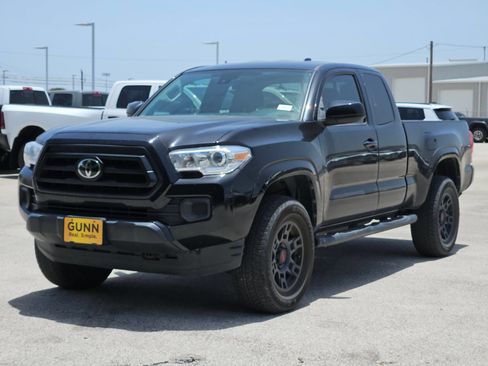 Used 2022 Toyota Tacoma SR w/ SR Convenience Package RWD image 7
