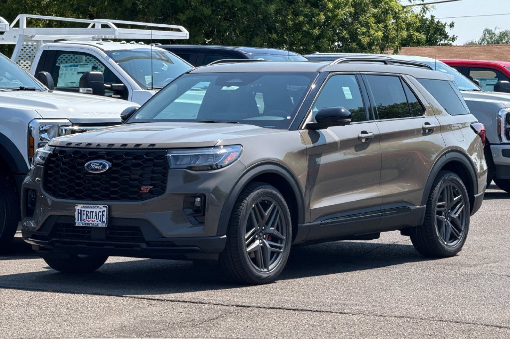 New 2026 Ford Explorer ST w/ Sun And Sound Package AWD/4WD image 8