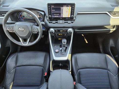 Used 2022 Toyota RAV4 XSE image 32