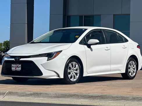 Certified 2023 Toyota Corolla LE FWD image 10