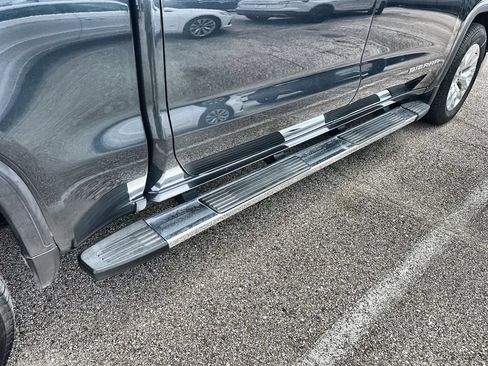 Used 2019 GMC Sierra 1500 SLT RWD image 11