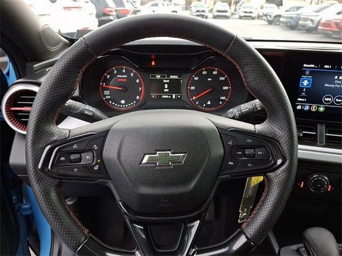 Certified 2024 Chevrolet Trax RS w/ Sunroof Package image 14