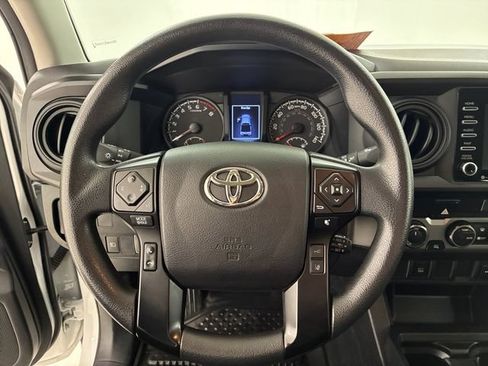Used 2022 Toyota Tacoma SR AWD/4WD image 22