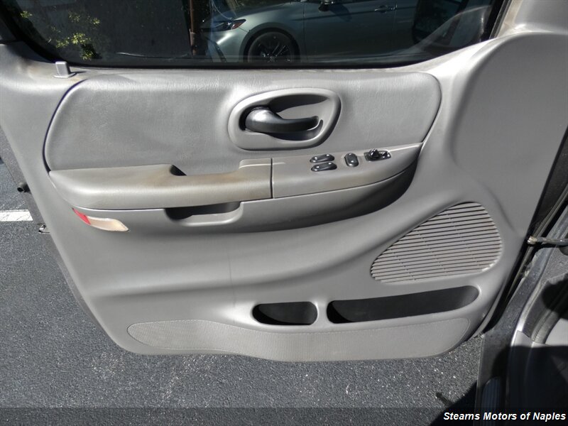 Used 2002 Ford F150 XLT RWD image 37