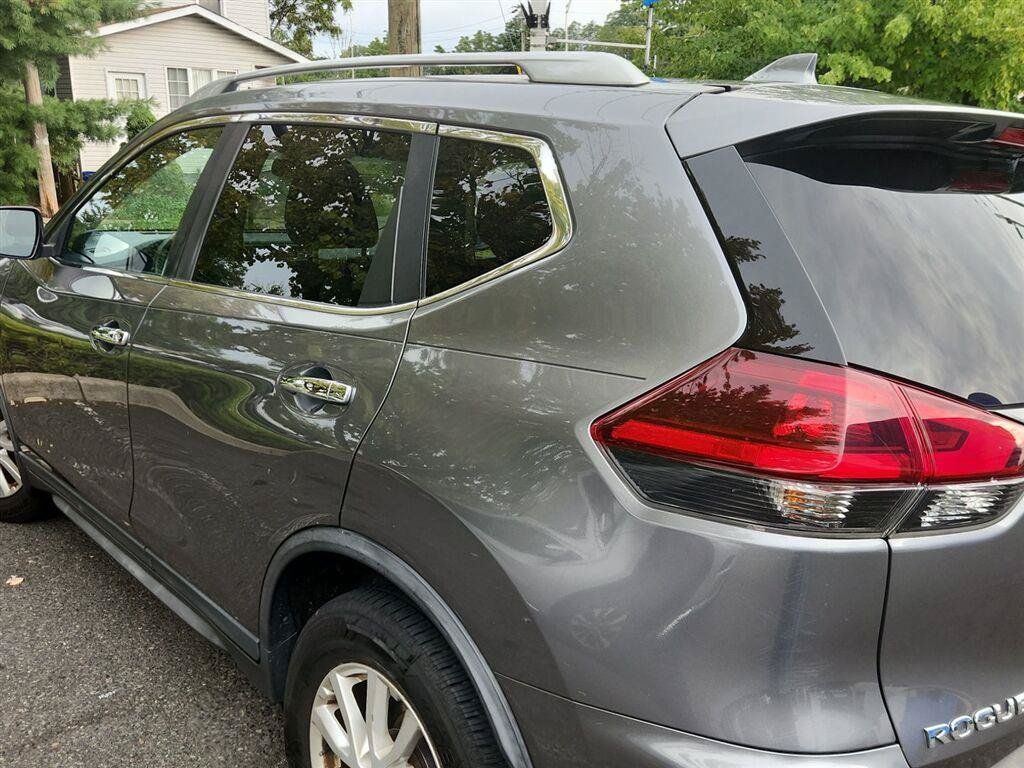 Used 2019 Nissan Rogue SV AWD/4WD image 4