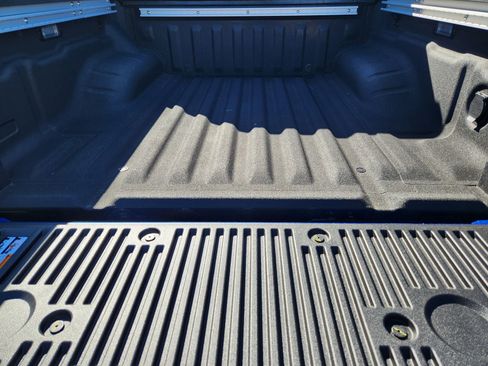 New 2026 Nissan Frontier PRO-4X w/ Pro-4x Convenience Package image 28