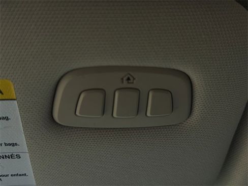 Used 2022 Ford Explorer Limited w/ Limited Technology Package image 25