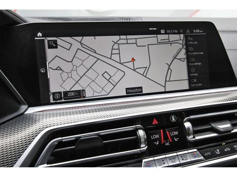 Used 2022 BMW X5 M50i image 23