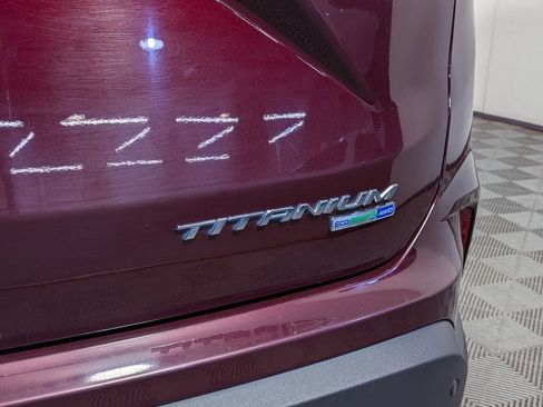 Used 2020 Ford Edge Titanium image 10