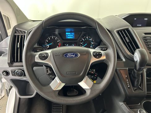 Used 2018 Ford Transit 350 XL RWD image 11