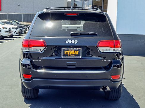 Used 2022 Jeep Grand Cherokee Limited AWD/4WD image 22