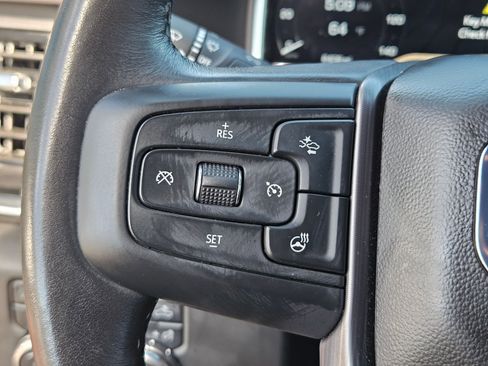 Used 2025 GMC Sierra 2500 Denali Ultimate image 17