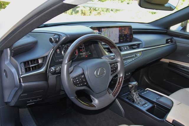 Used 2019 Lexus ES 350 w/ Accessory Package FWD image 20