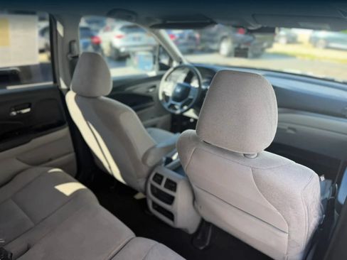 Used 2021 Honda Pilot LX image 36