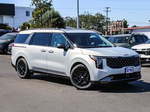 Certified 2026 Kia Carnival SX w/ SX Dark Edition Package FWD image 2