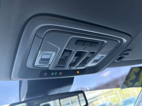 Used 2023 GMC Sierra 1500 SLT w/ SLT Premium Package image 31