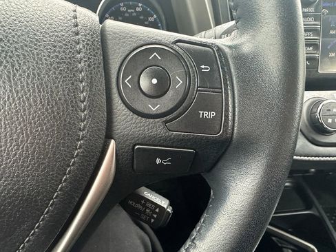 Used 2016 Toyota RAV4 Limited AWD/4WD image 21