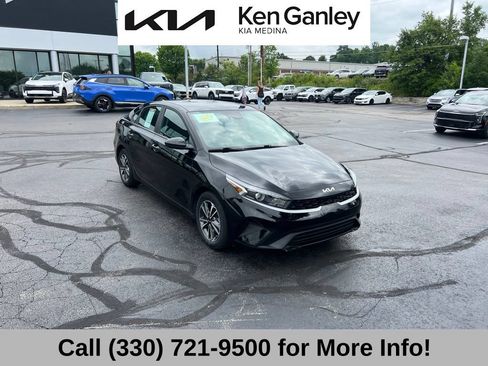 Certified 2023 Kia Forte LXS FWD image 7