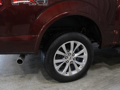 Used 2015 Ford F150 Lariat w/ Equipment Group 502A Luxury AWD/4WD image 26