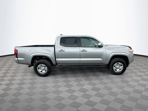 Used 2021 Toyota Tacoma SR AWD/4WD image 5