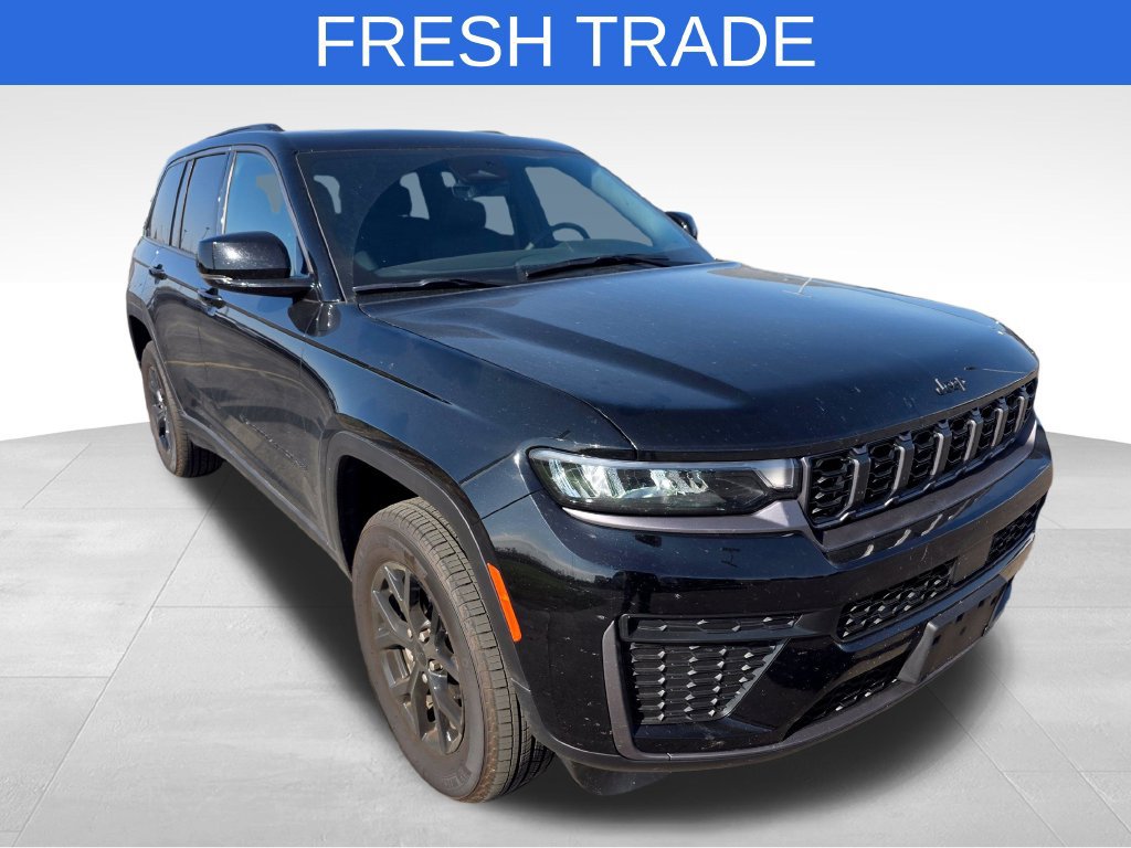 Used 2026 Jeep Grand Cherokee Altitude AWD/4WD 360° Tour