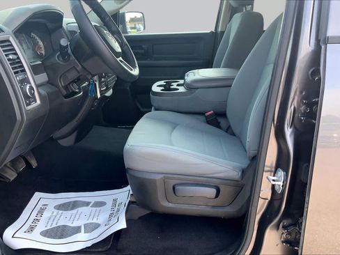 Used 2019 RAM 1500 Express w/ Express Value Package AWD/4WD image 8