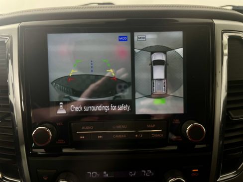 Used 2020 Nissan Titan SL w/ Moonroof Package image 20