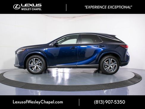 Used 2023 Lexus RX 350 Premium w/ Accessory Package FWD image 10